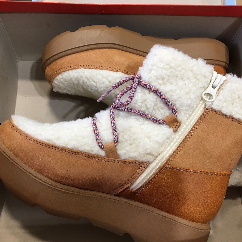 Car and Jack Boots